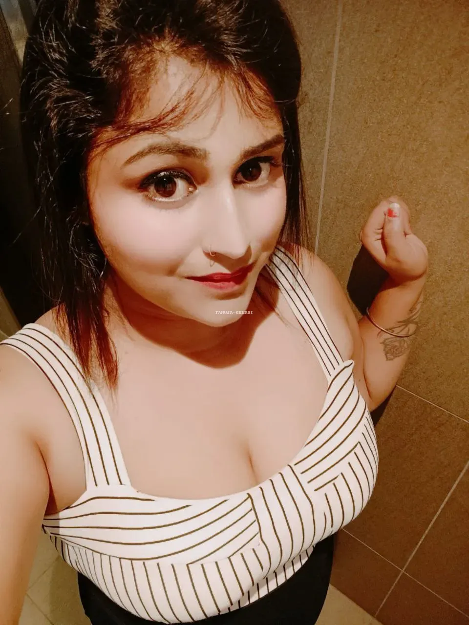 Call Girl bhavya