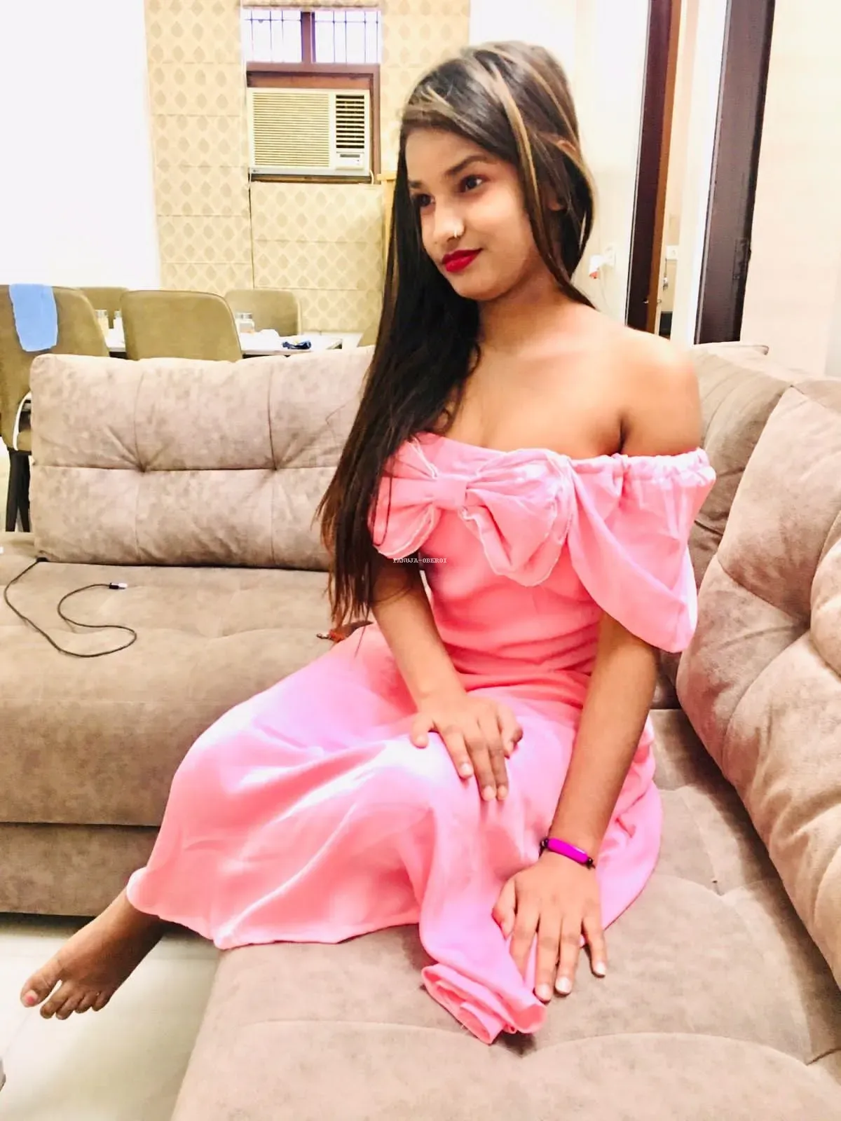 Call Girl saanvi
